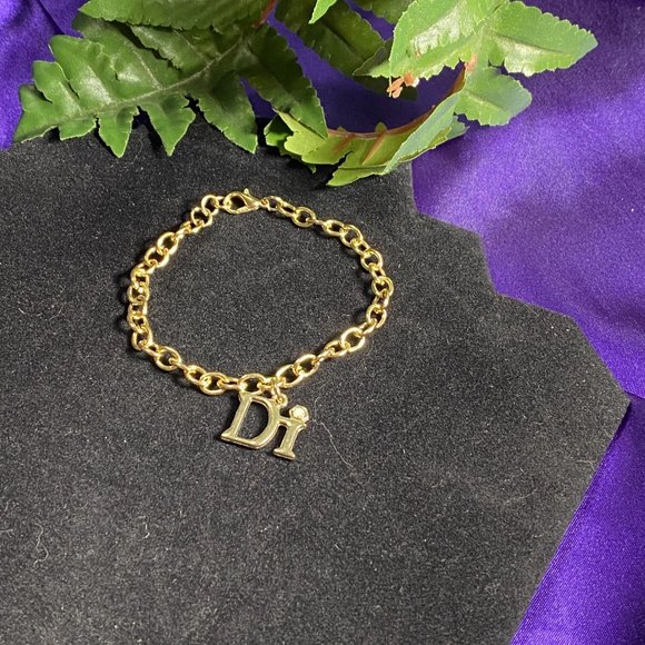 NEW📌Vintage Di Gold Tone Link Charm Bracelet - Picture 9 of 10